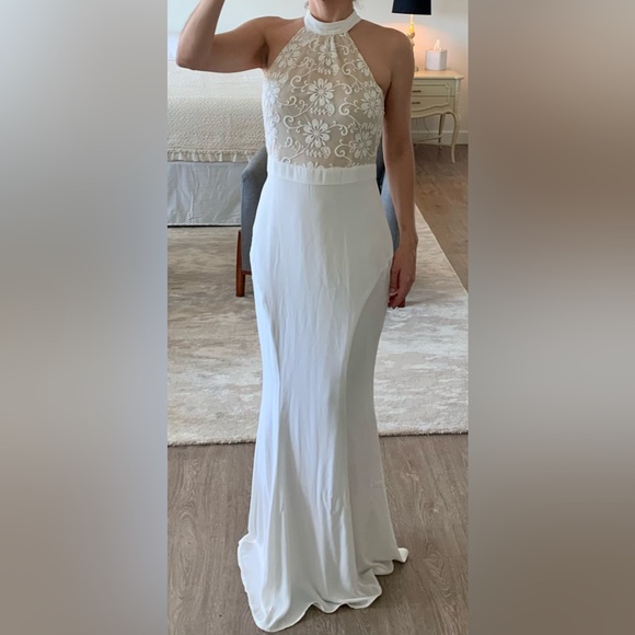 Jarlo Cream Lace Dress - Picture 1 of 6